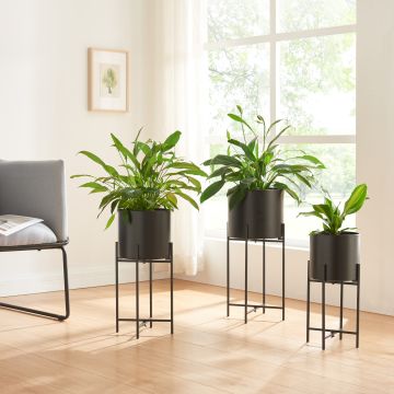 Set de 3 soportes para plantas Orsa con macateros metal - Negro [en.casa] 